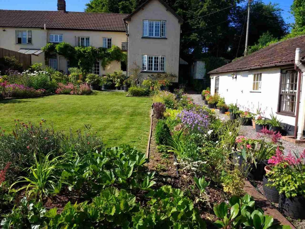 Brambles Bed And Breakfast Tiverton  Εξωτερικό φωτογραφία